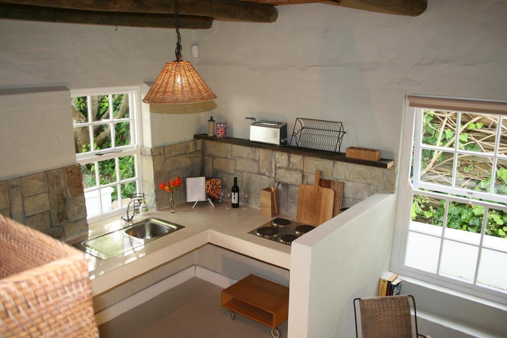 The Cottage On 55 Franschhoek Ruang foto