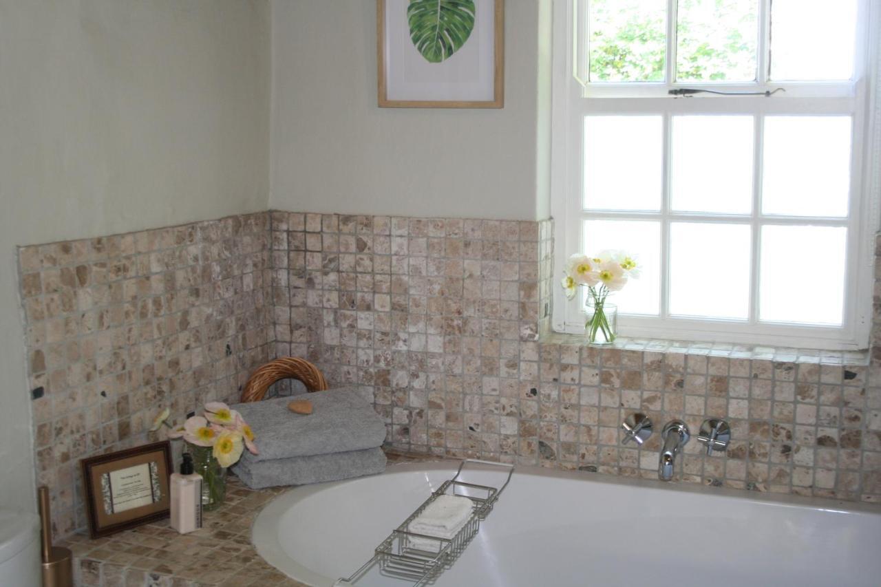 The Cottage On 55 Franschhoek Bagian luar foto